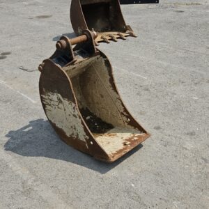 450mm Digging Bucket w/ 45mm 3CX Pins - Used - C201