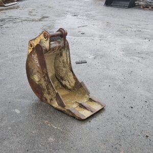 450mm Digging Bucket w/ 50mm Pins - Used - C507