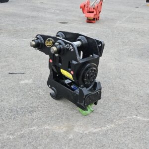 Tilting Quick Hitch w/ 45mm 3CX Pins - Unused - C575