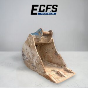 750mm Digging Bucket 65mm pins - Used - C940