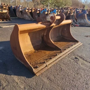 7ft Ditching Bucket w/ 80mm Pins - Used - C739