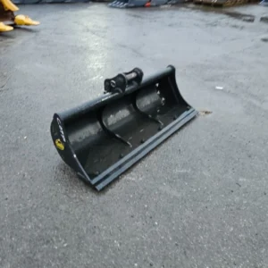 1200mm Ditching Bucket w/ 35mm Pins - Unused - C697