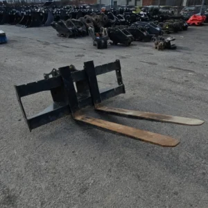 Pallet Forks w/ 50mm Pins - Used - C637