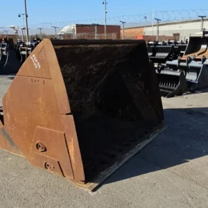 2510mm High Tip Quick Hitch Loading Shovel Bucket - Used - B976