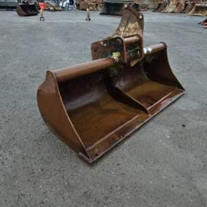 1500mm Ditching Bucket w/ 50mm Pins - Used - C721