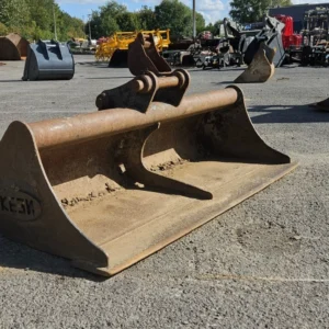 4ft Ditching Bucket w/ 35mm Pins - Used - C436