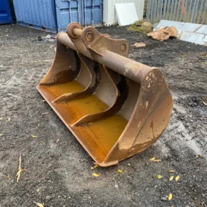 7ft Ditching Bucket 80mm Pins- Used - A55