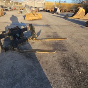 Pallet Forks w/ S45 Pins - Used - C826