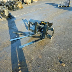 Pallet Fork w/ S60 Pins - Unused